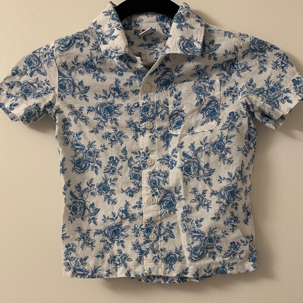 Old Navy White Short-Sleeve Button-Down with Blue Floral Print 4T